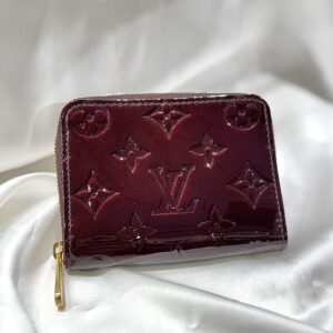 LOUIS VUITTON M93607 モノグラムヴェルニ ジッピー・コインパース
