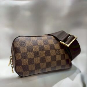 LOUIS VUITTON N51994 ダミエ ジュロニモス ボディバッグ エベヌ