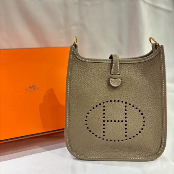 HERMES エブリン アマゾン16 エトゥープ/ブルーインディゴ K刻印(2025/6)
