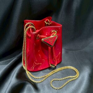 プラダ PRADA 1NR016  パテントレザーミニポーチ チェリー