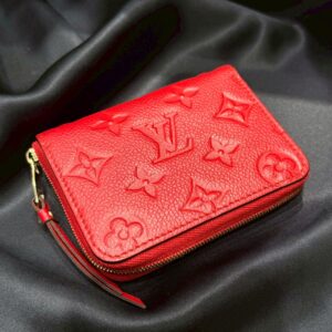 LOUIS VUITTON M93607 モノグラムヴェルニ ジッピー・コインパース