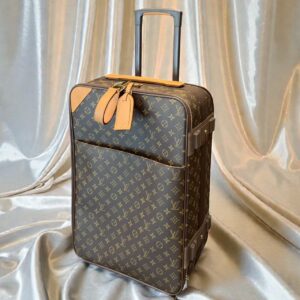 LOUIS VUITTON M23250 ぺガス60 モノグラム
