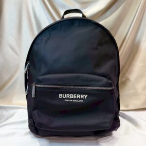 【新品】BURBERRY　バックパック　ブラック　8063495
