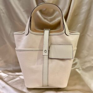 HERMES エルメス ピコタン ロック PM ポケット エクリュメナタ  K刻印（2025年）