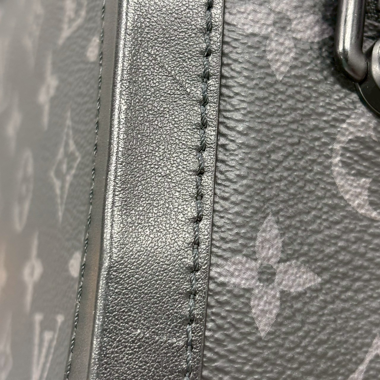 LOUIS VUITTON ルイヴィトン M44730 ソフトトランク モノグラムエクリプス - 画像 (11)