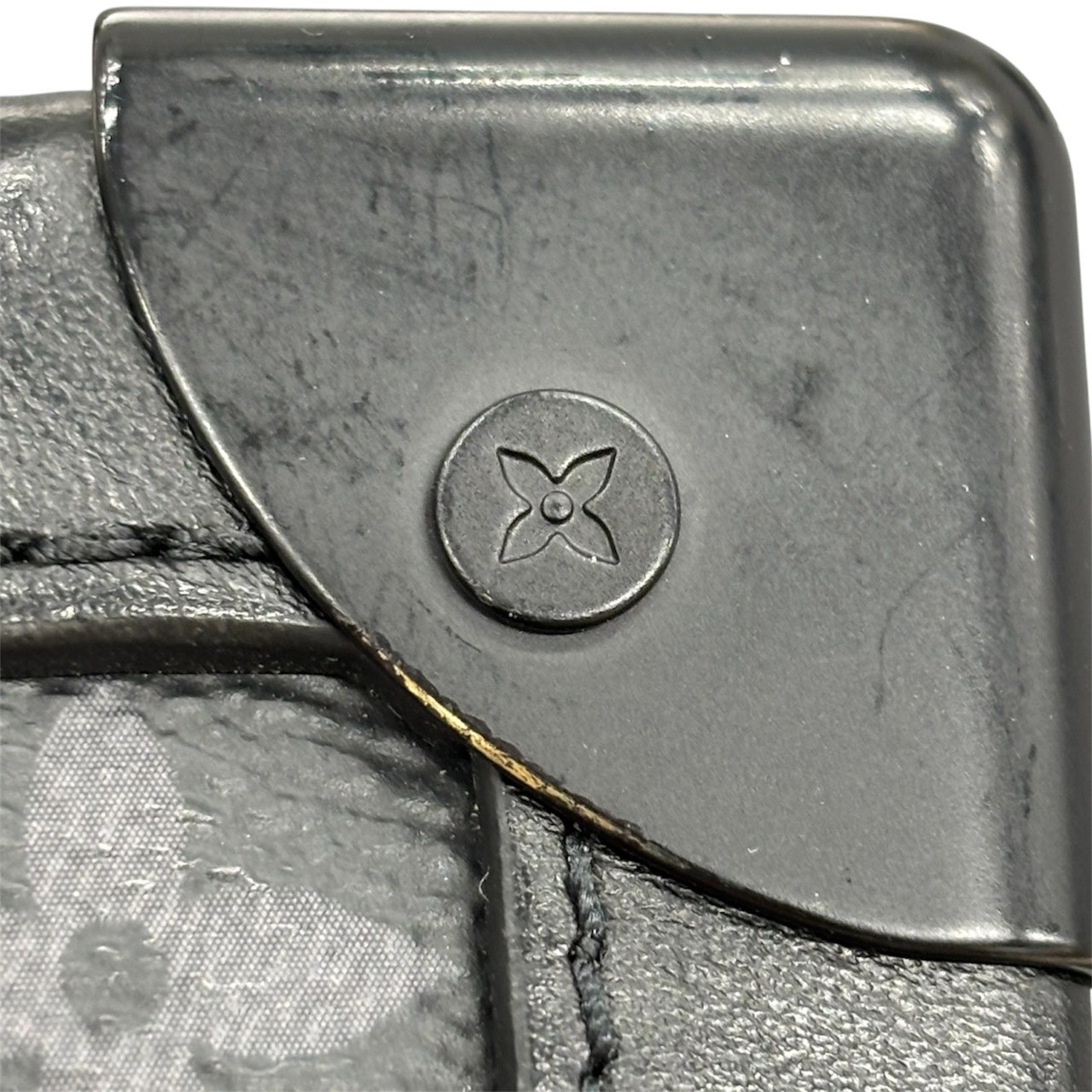 LOUIS VUITTON ルイヴィトン M44730 ソフトトランク モノグラムエクリプス - 画像 (13)