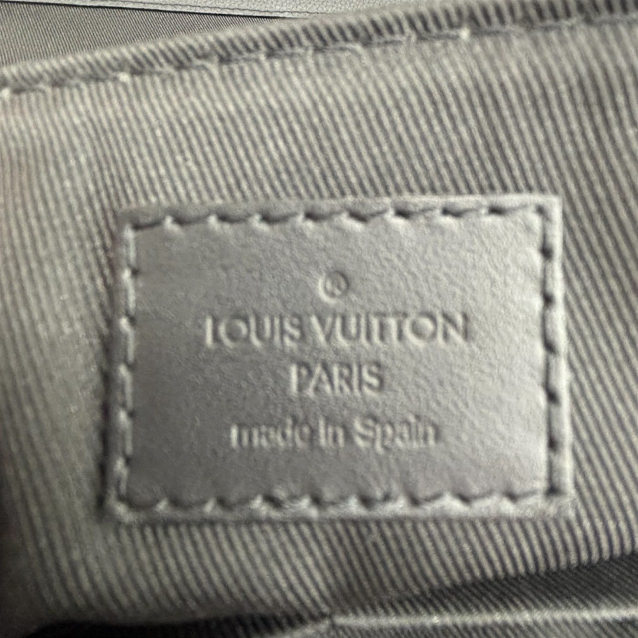 LOUIS VUITTON ルイヴィトン M57080 テイクオフ アエログラム ブラック - 画像 (15)