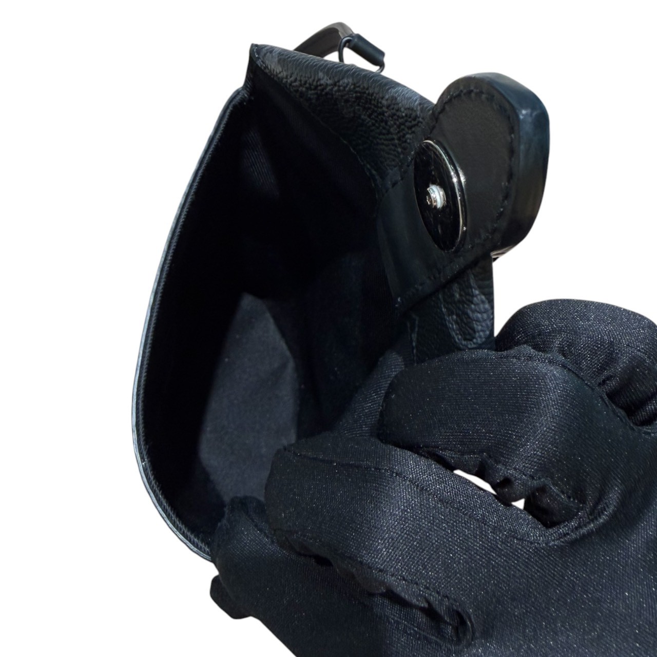 LOUIS VUITTON ルイヴィトン M11613 エンベロップ・ポーチ エクリプス ブラック - 画像 (9)