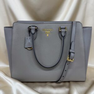 プラダ PRADA 1BA189 ガレリアトライアングルロゴ ミディアムバッグ カメオ