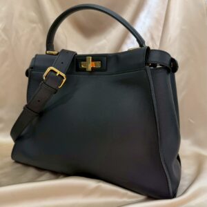FENDI フェンディ 8BN290 ピーカブー セレリア ブラック