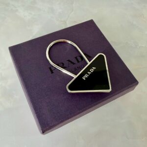 PRADA プラダ M713 トライアングル ロゴ キーリング ネロ ブラック×シルバー