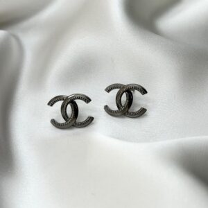 CHANEL シャネル ココマーク ピアス シルバー B11A　ガンメタル