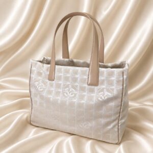 CHANEL シャネル A15991 ニュートラベルラインMM トートバッグ ベージュ