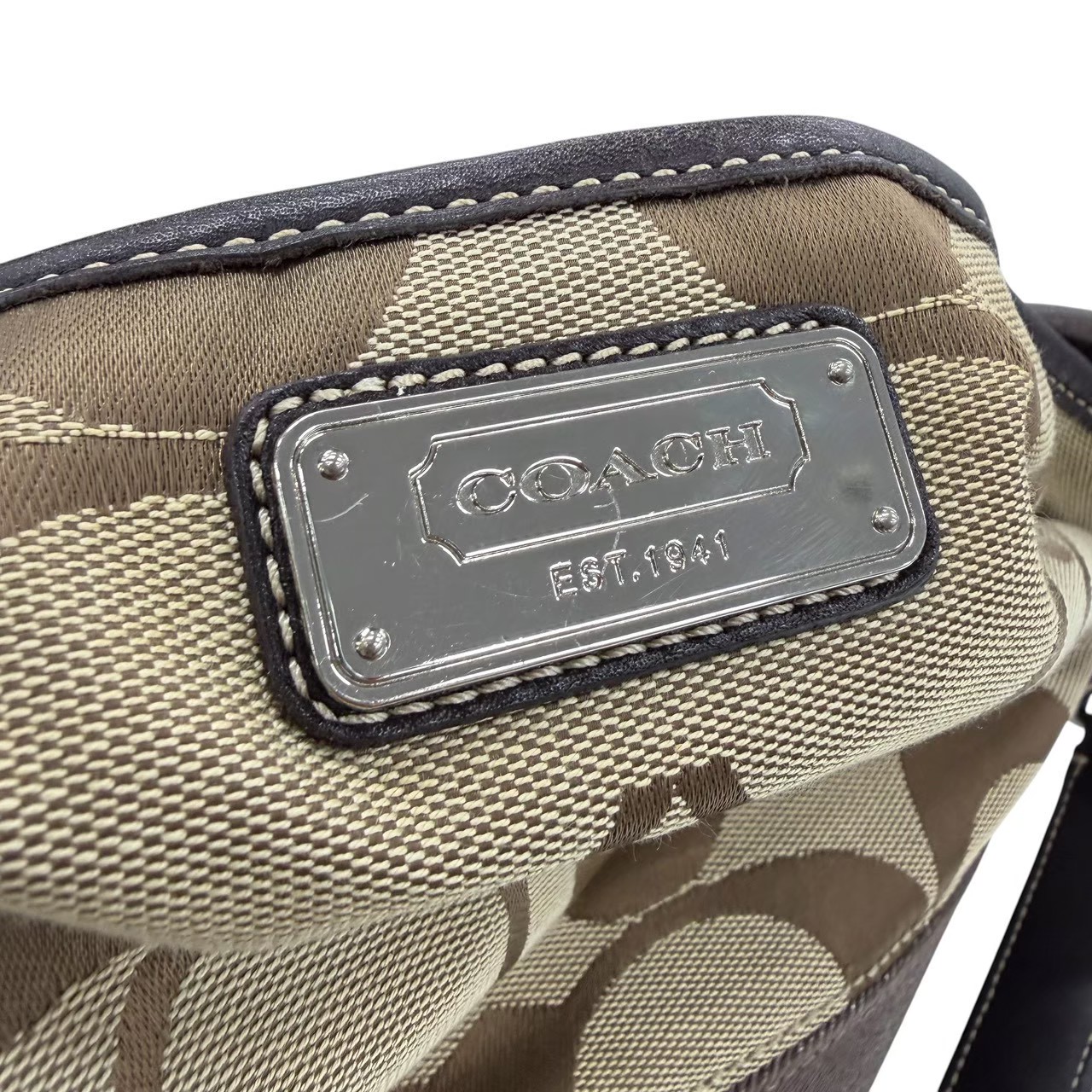 COACH コーチ F77149 ビッグシグネスチャー 2WAYショルダーバッグ ベージュ×ブラウン - 画像 (8)