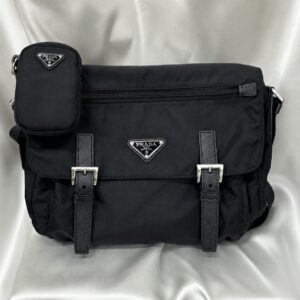 プラダ PRADA ナイロンショルダーバッグ ポーチ付き 1BD953 ブラック